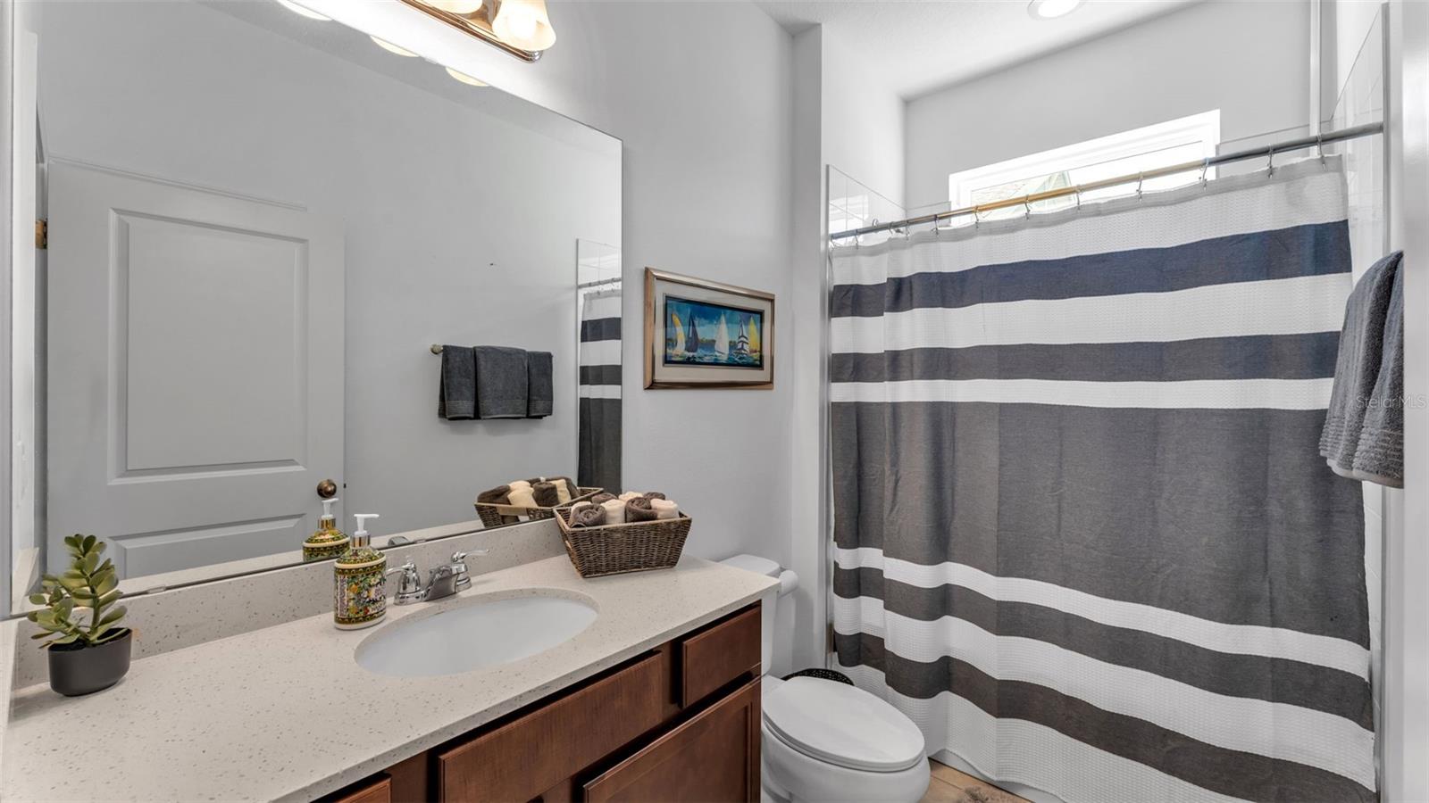 Image 19 of 38 For 5439 Orange Orchard Drive