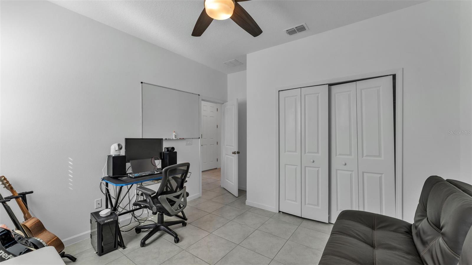 Image 20 of 38 For 5439 Orange Orchard Drive