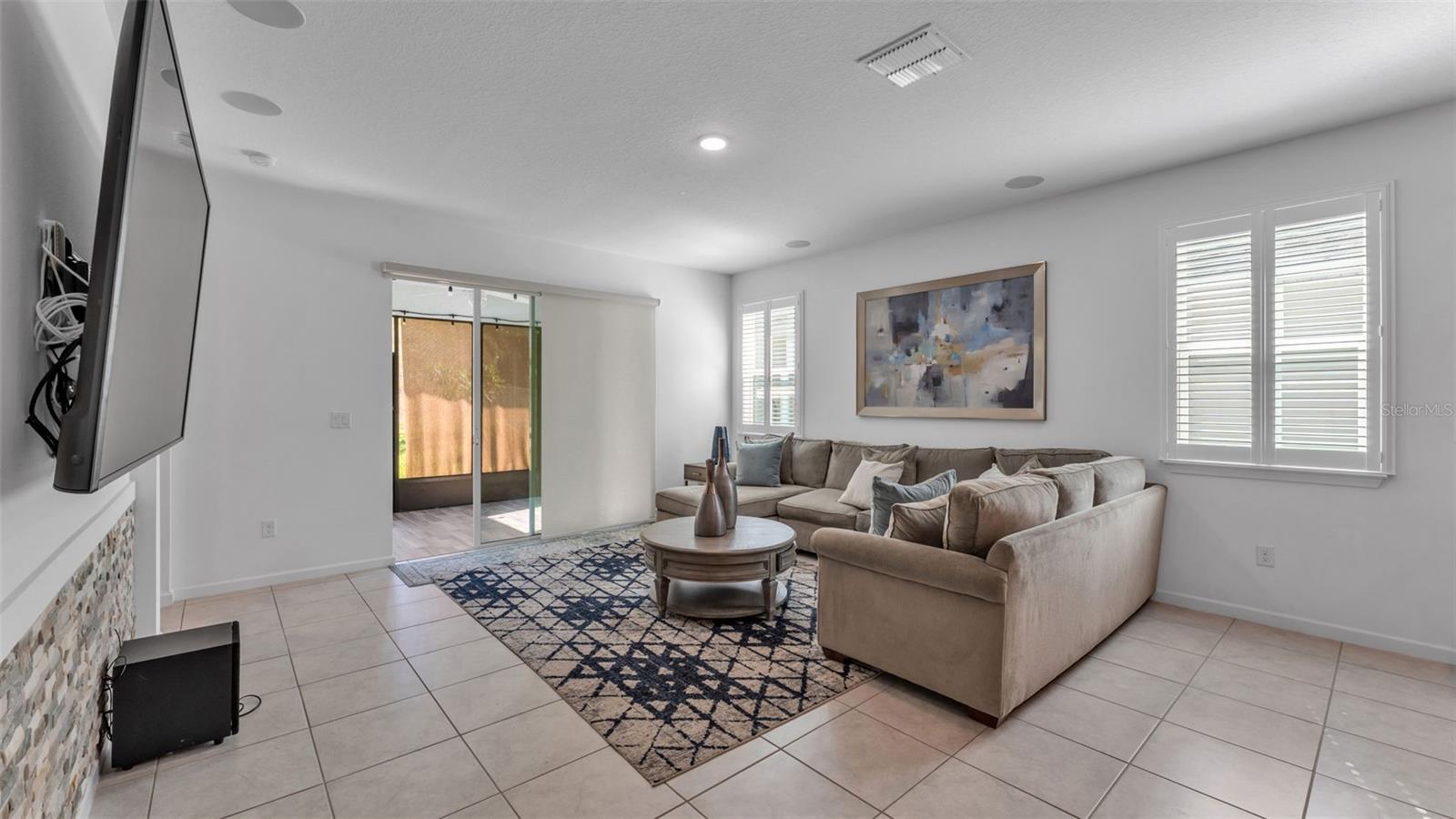 Image 7 of 38 For 5439 Orange Orchard Drive