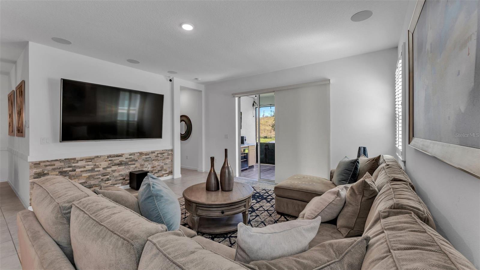 Image 8 of 38 For 5439 Orange Orchard Drive