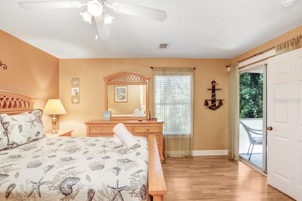 Image 19 of 37 For 8838 Coral Palms Court A