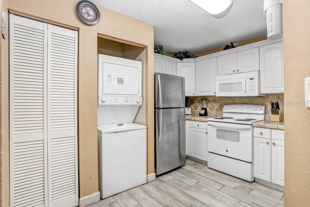 Image 8 of 37 For 8838 Coral Palms Court A