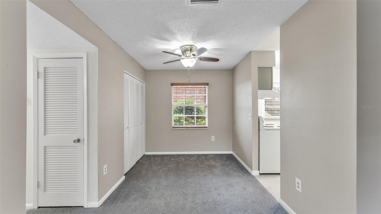 Image 12 of 29 For 1920 Edgewood Drive T5