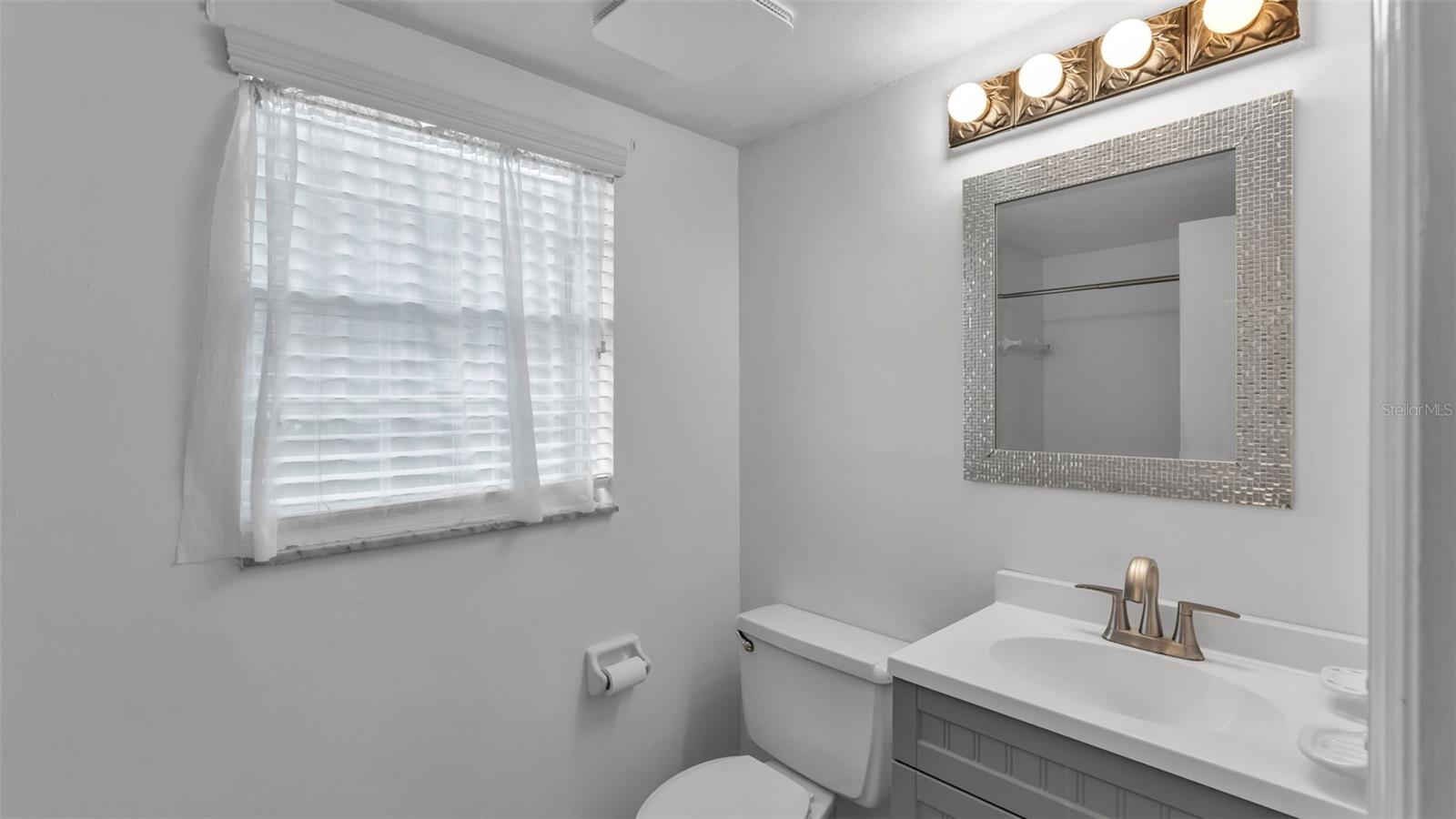 Image 16 of 29 For 1920 Edgewood Drive T5