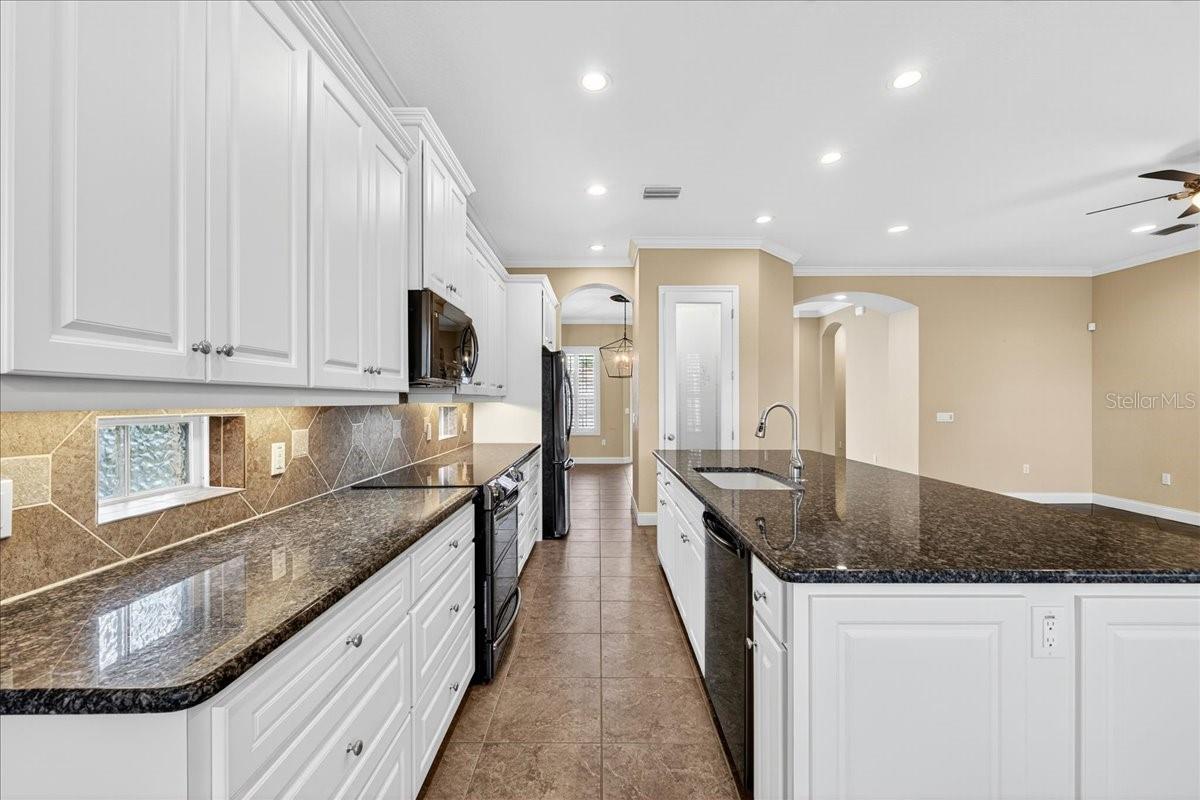 Image 13 of 60 For 1772 Laurel Glen Place