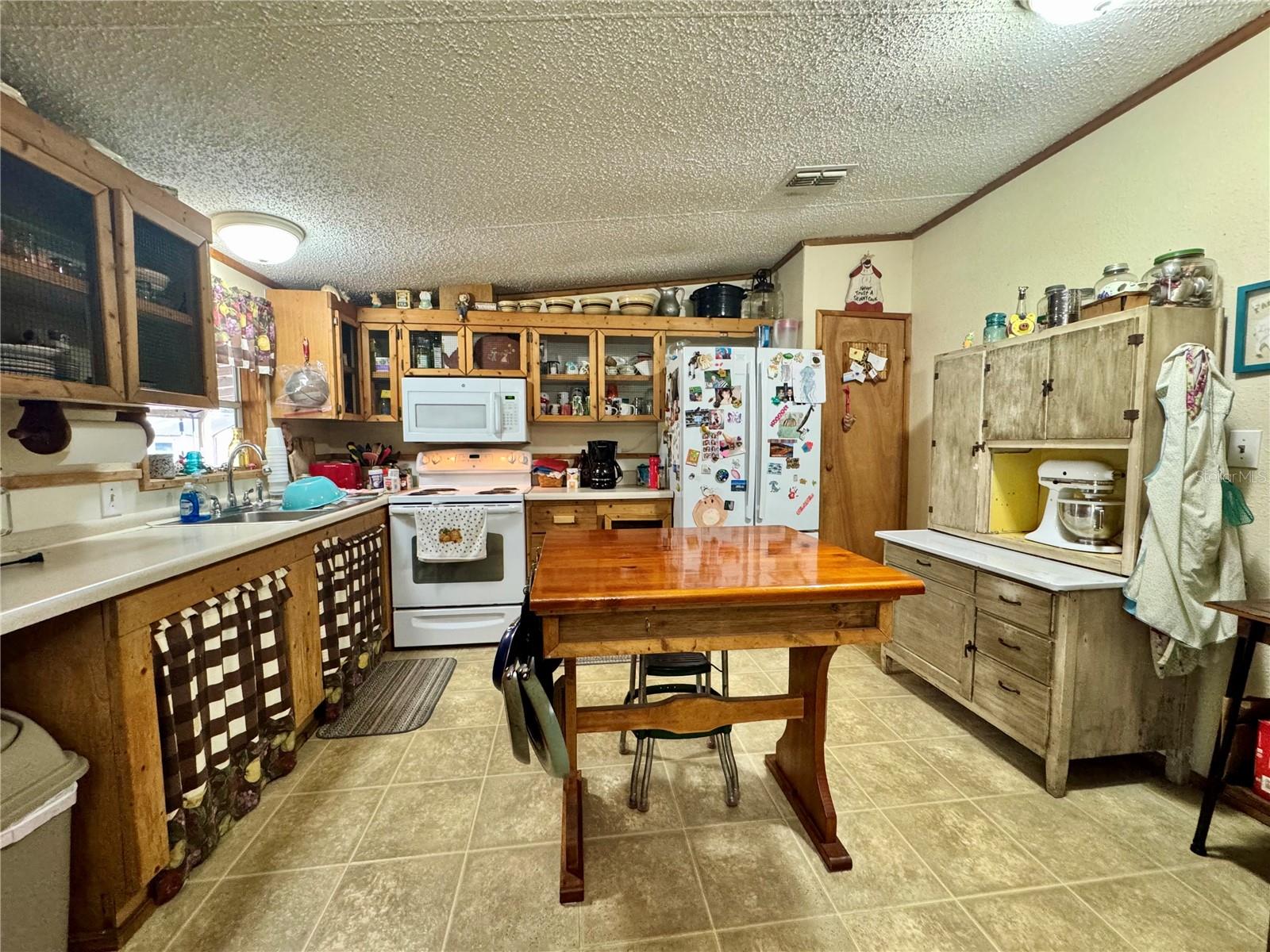 Image 16 of 25 For 4404 Platt Road