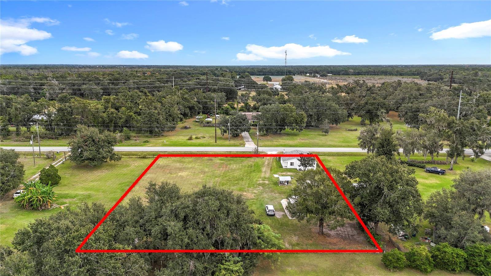 Listing photo id 14 for 5219 County Rd 663