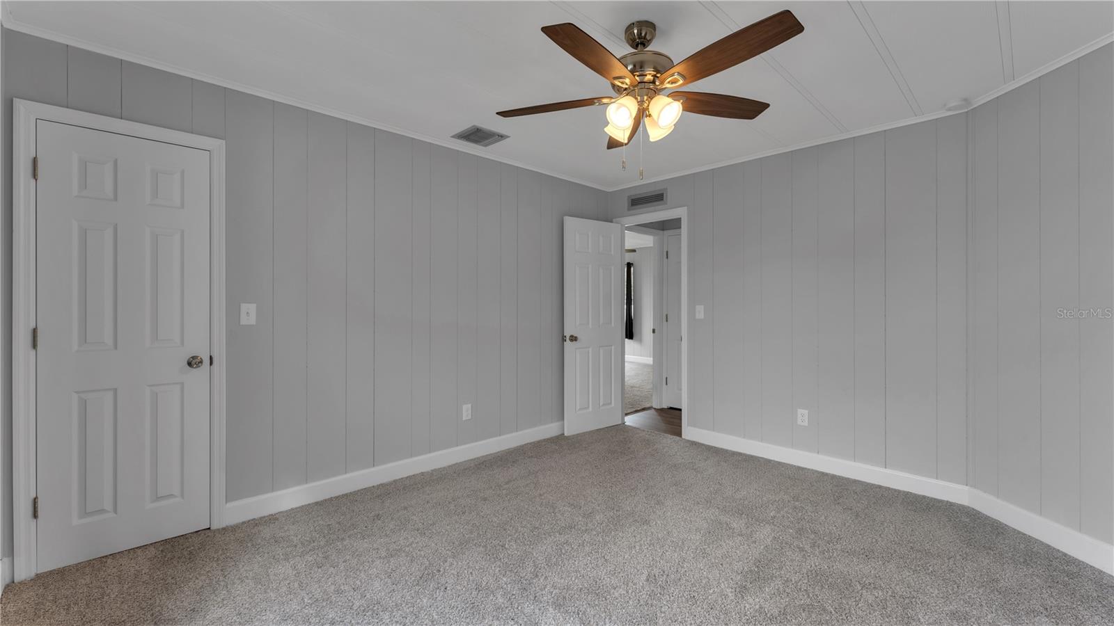 Image 24 of 43 For 9032 Sarah Drive