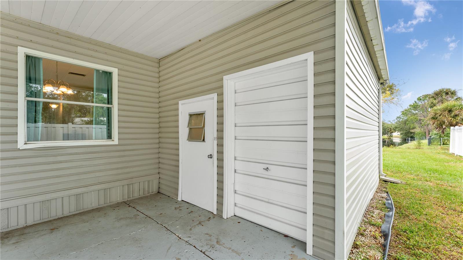 Image 34 of 43 For 9032 Sarah Drive