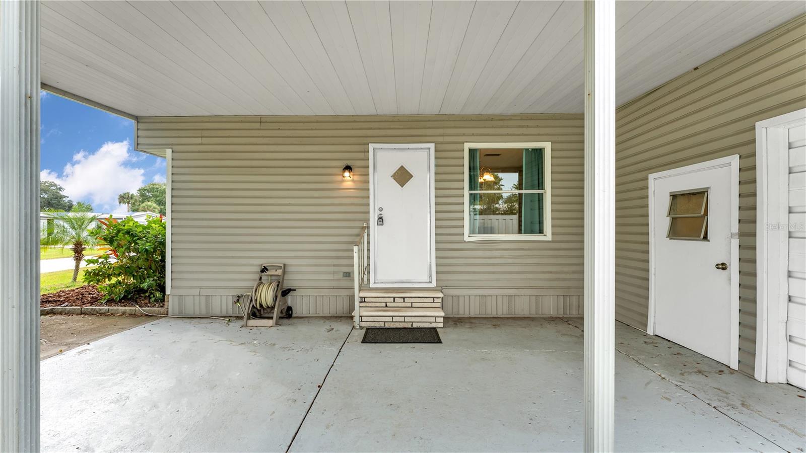 Image 35 of 43 For 9032 Sarah Drive