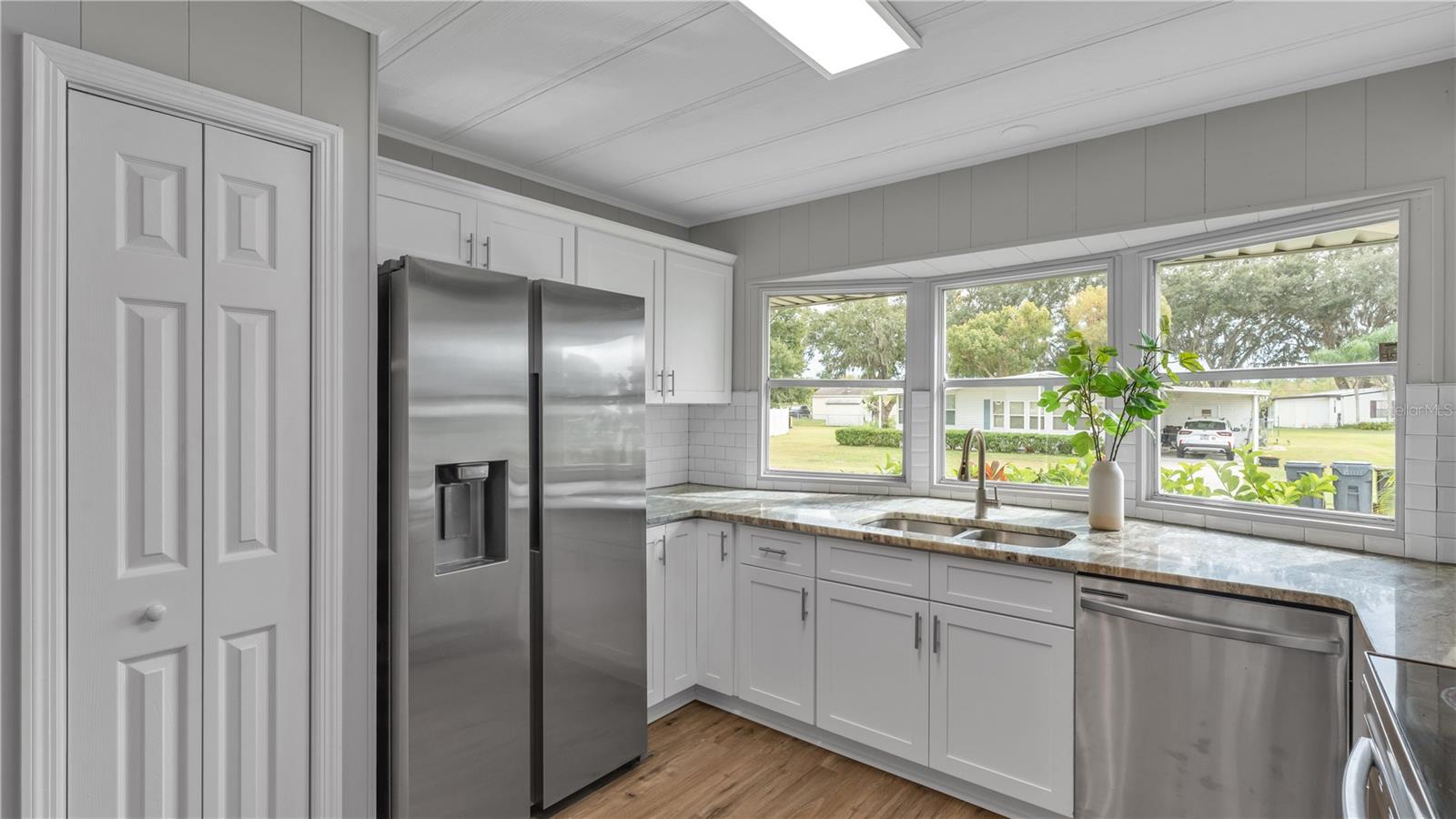 Image 6 of 43 For 9032 Sarah Drive