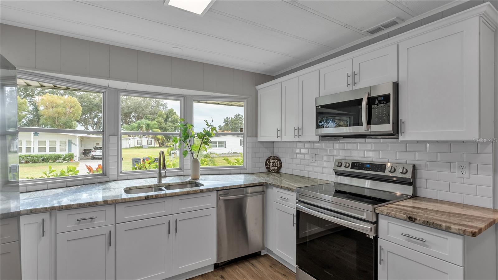 Image 7 of 43 For 9032 Sarah Drive