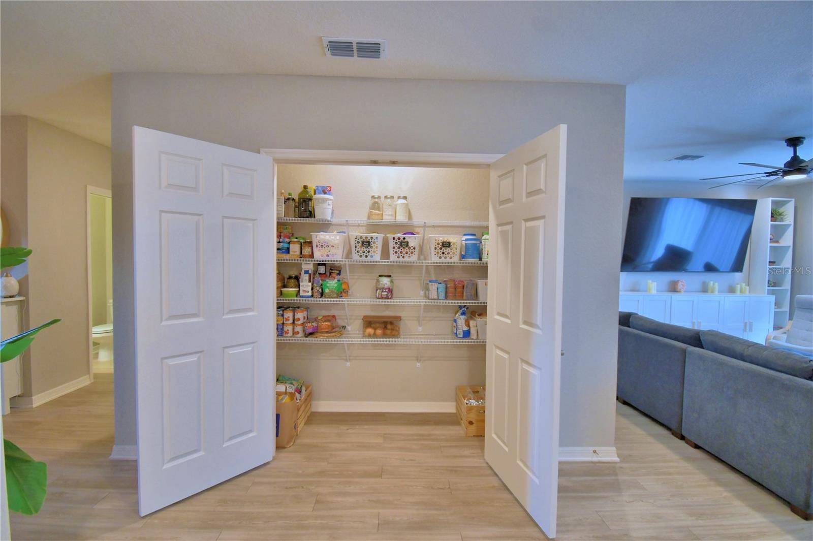 Image 15 of 91 For 635 Vista View Lane