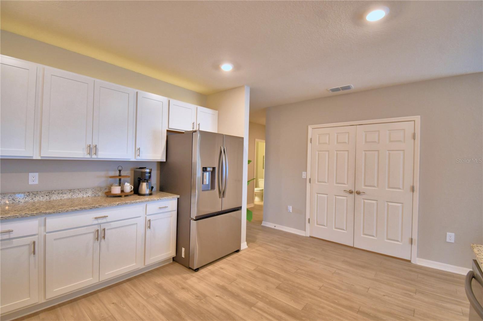 Image 19 of 91 For 635 Vista View Lane