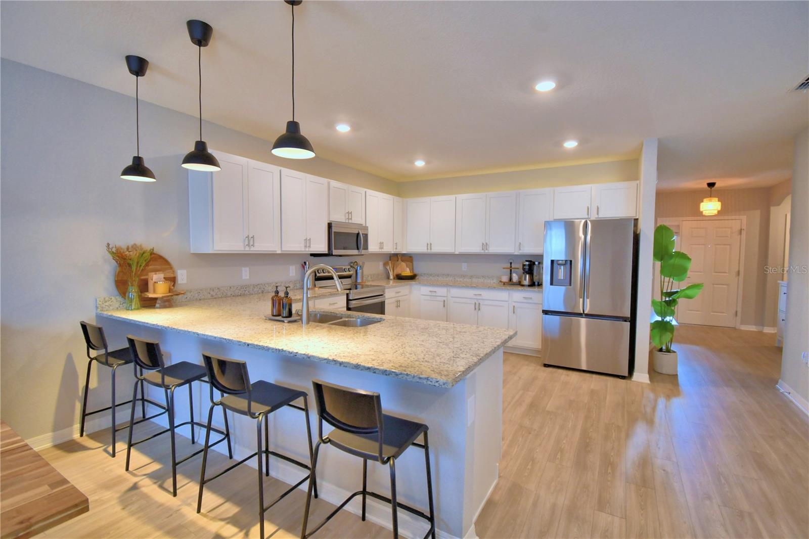 Image 20 of 91 For 635 Vista View Lane