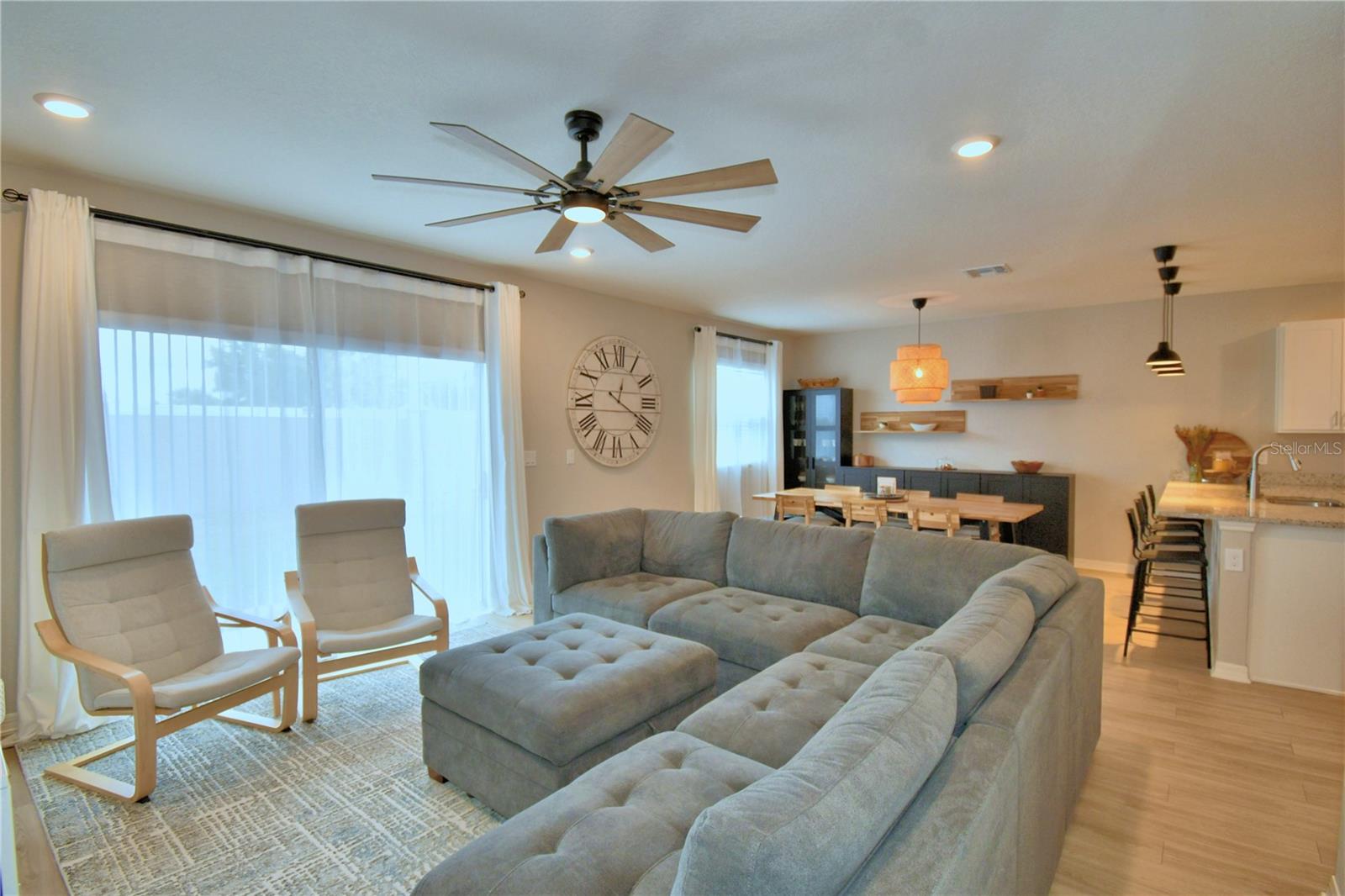 Image 27 of 91 For 635 Vista View Lane