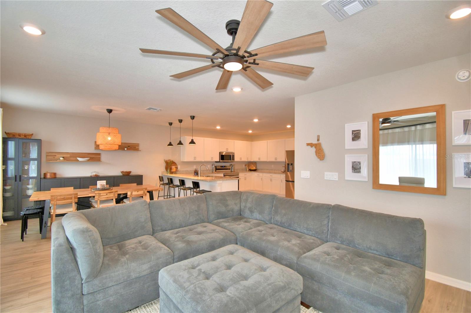 Image 29 of 91 For 635 Vista View Lane