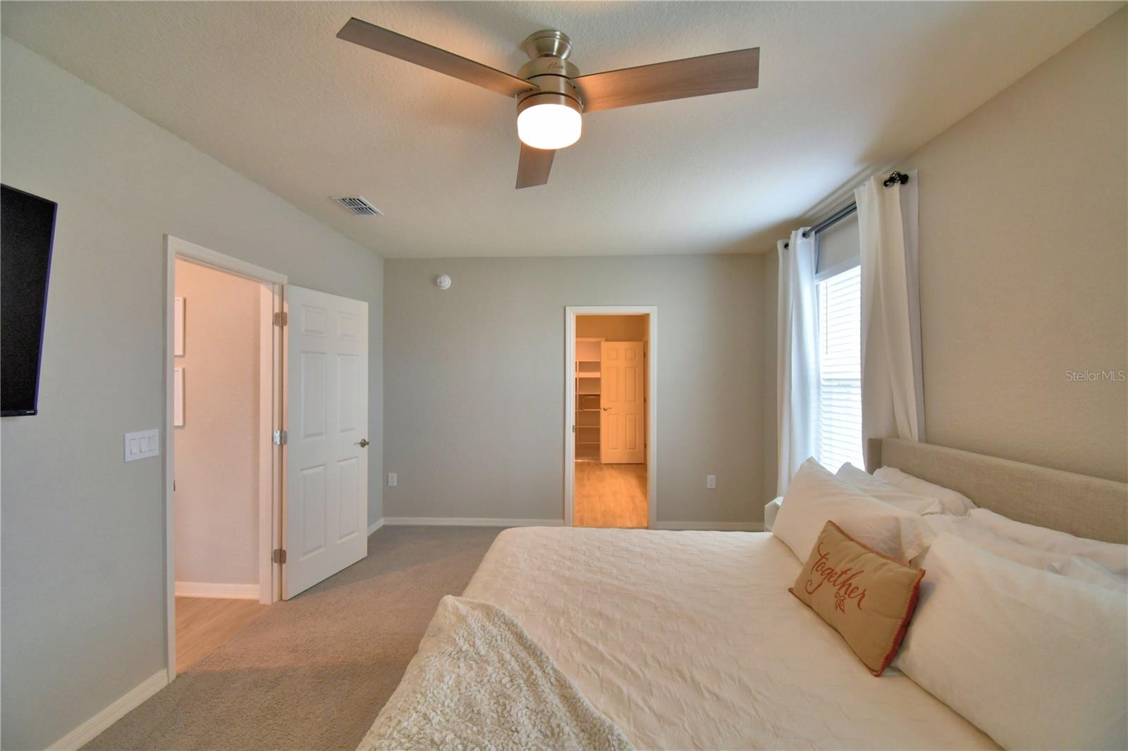 Image 32 of 91 For 635 Vista View Lane