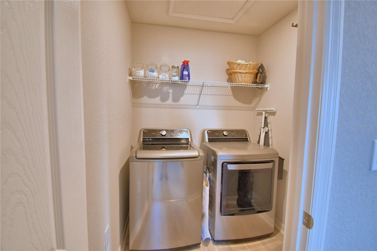 Image 55 of 91 For 635 Vista View Lane