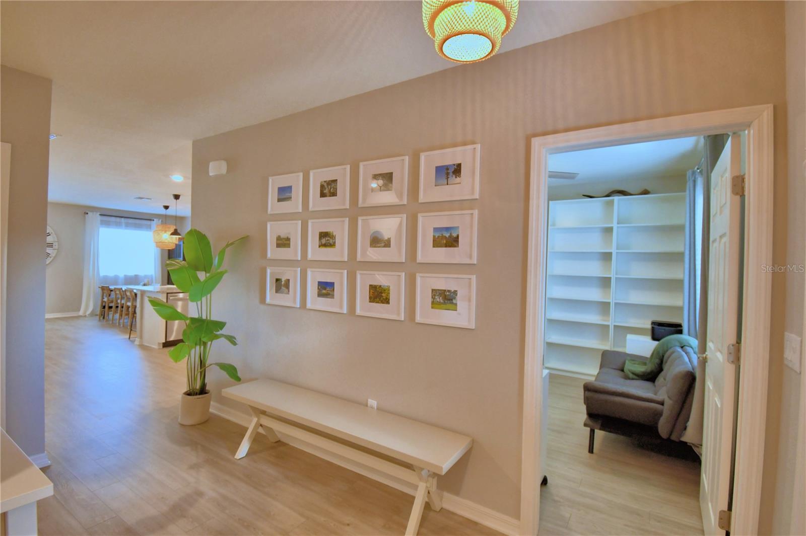 Image 7 of 91 For 635 Vista View Lane