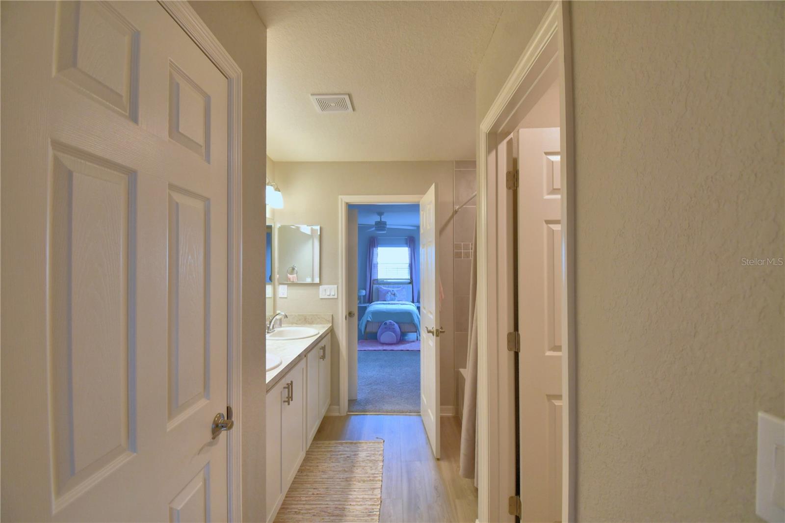 Image 71 of 91 For 635 Vista View Lane