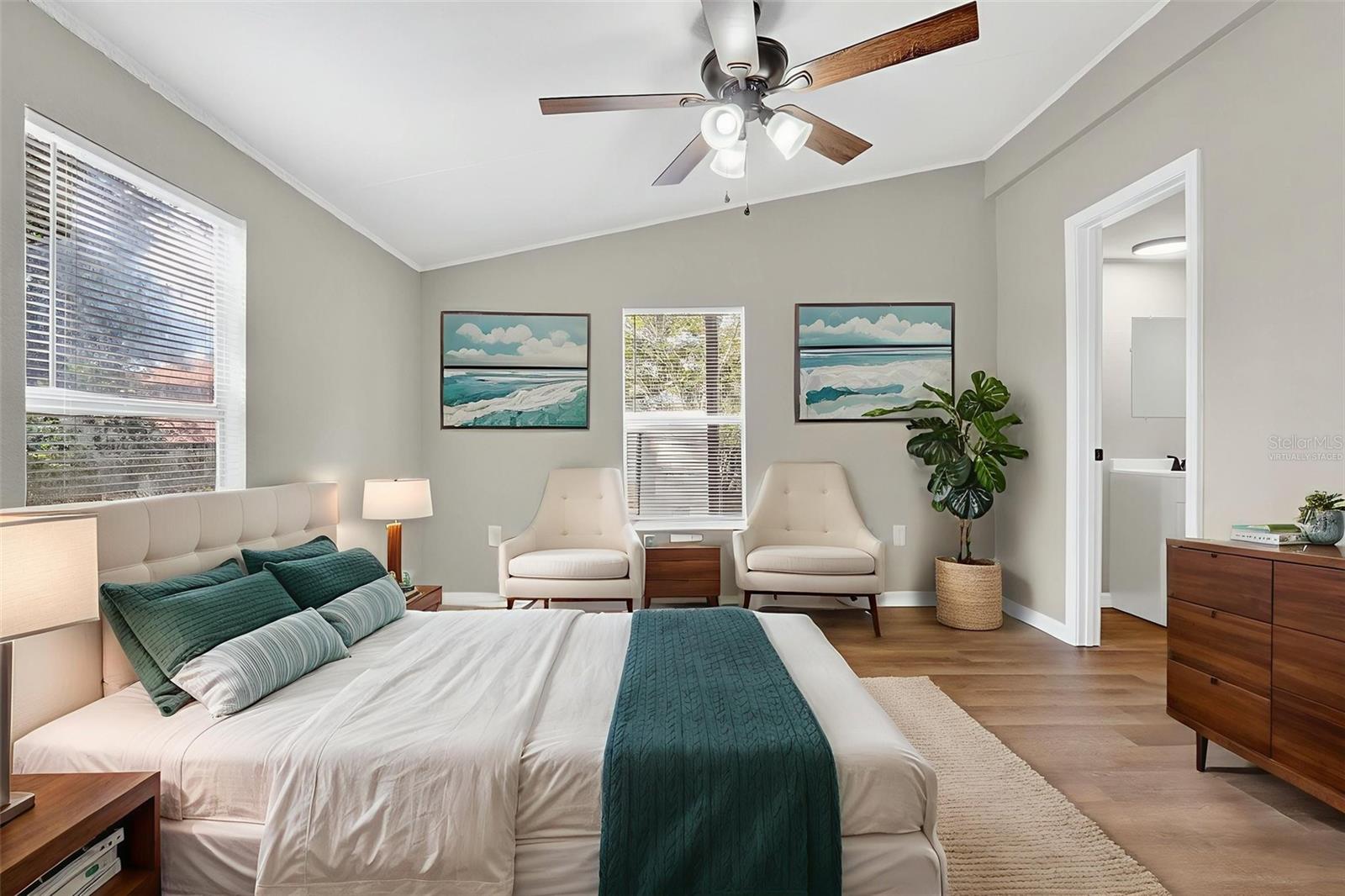 Image 16 of 37 For 2434 Stanton Street