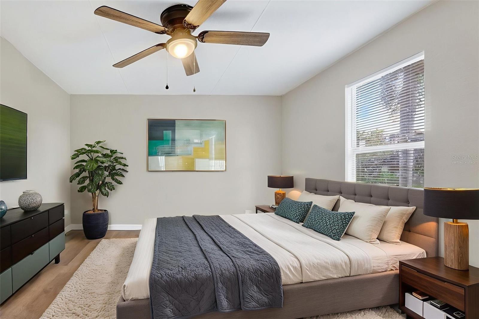 Image 27 of 37 For 2434 Stanton Street