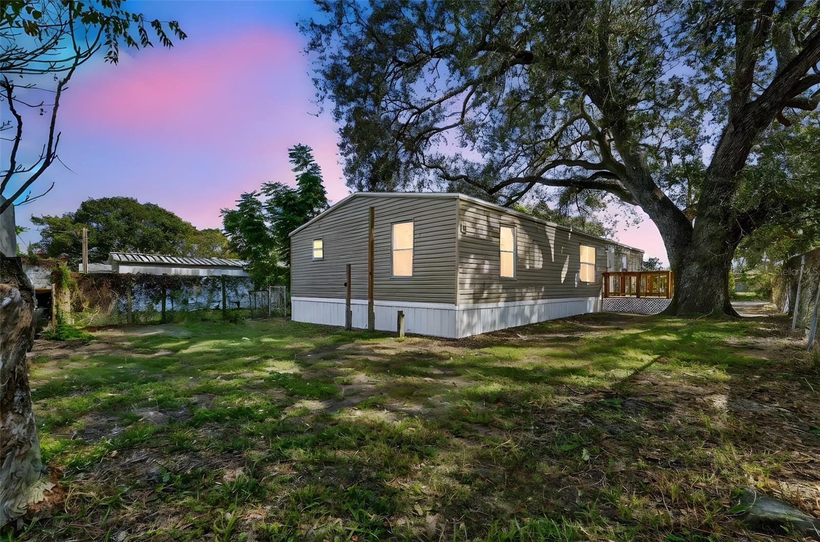 Image 32 of 37 For 2434 Stanton Street