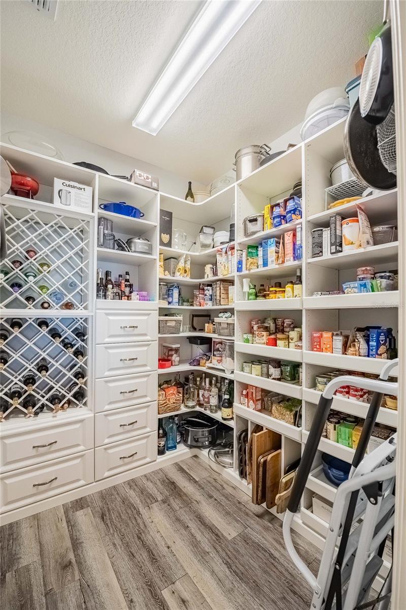 Image 12 of 46 For 1925 Danes Court