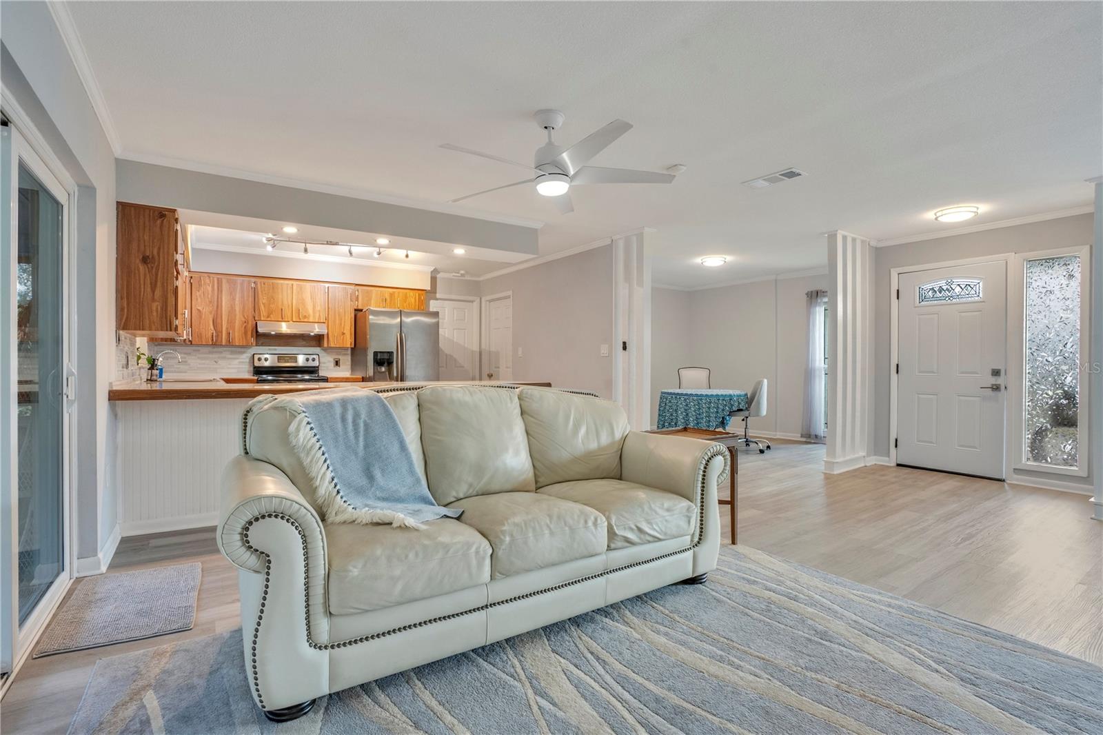 Image 10 of 44 For 3203 Bonnybrook Drive N