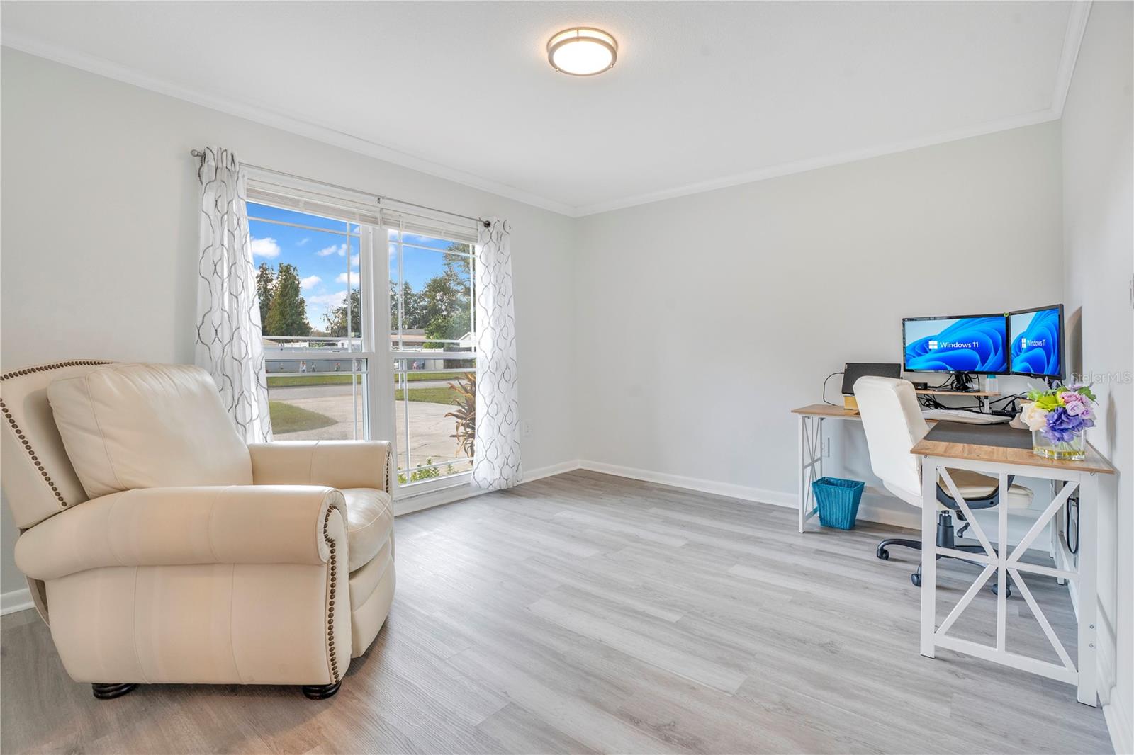 Image 14 of 44 For 3203 Bonnybrook Drive N