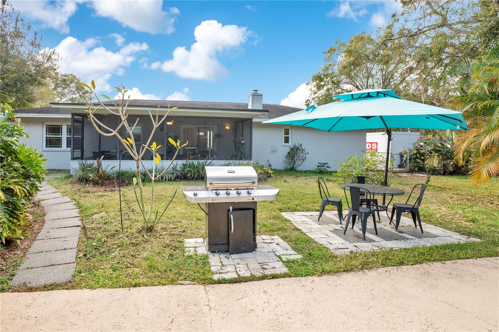 Image 39 of 44 For 3203 Bonnybrook Drive N