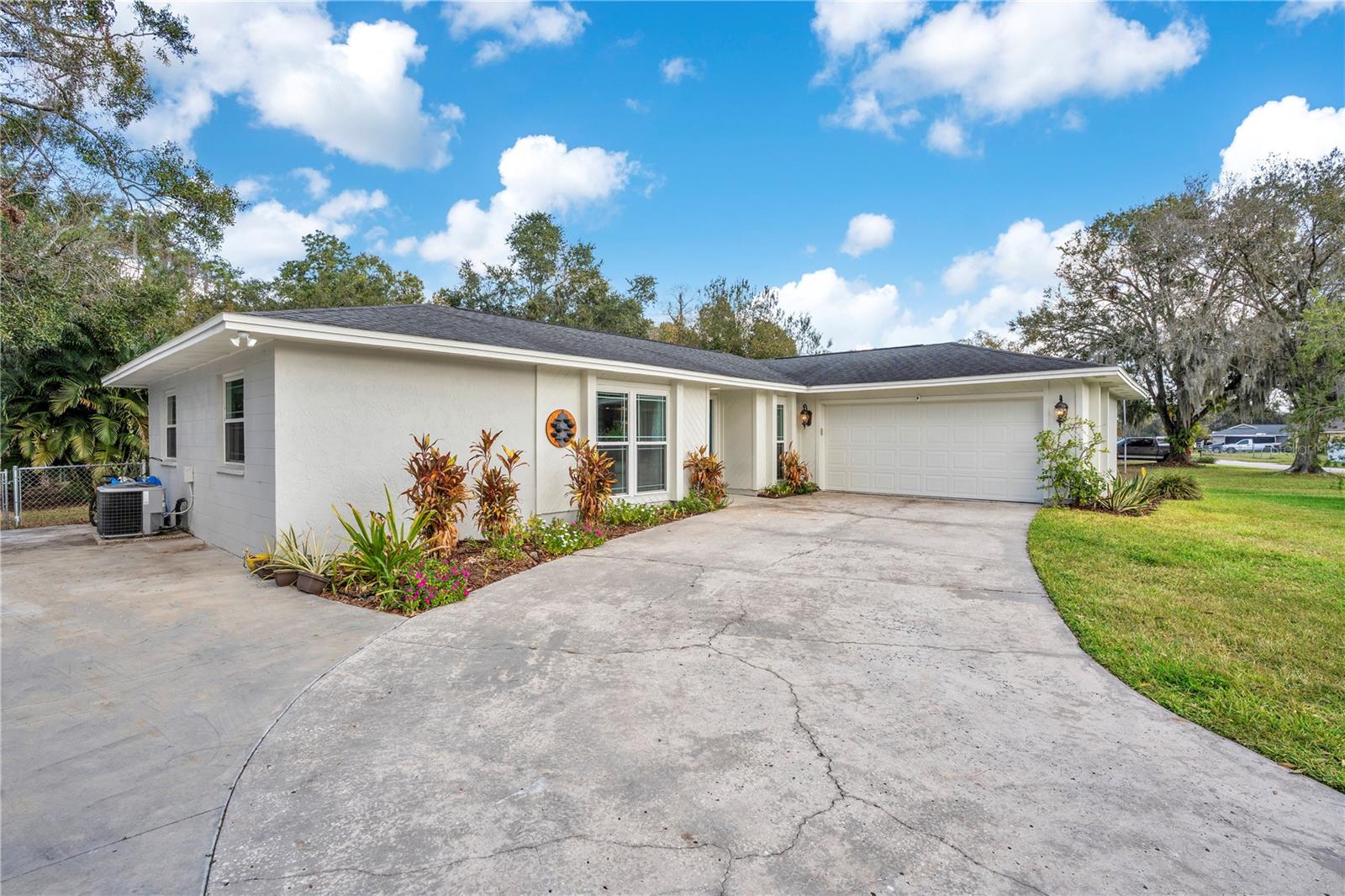 Image 43 of 44 For 3203 Bonnybrook Drive N