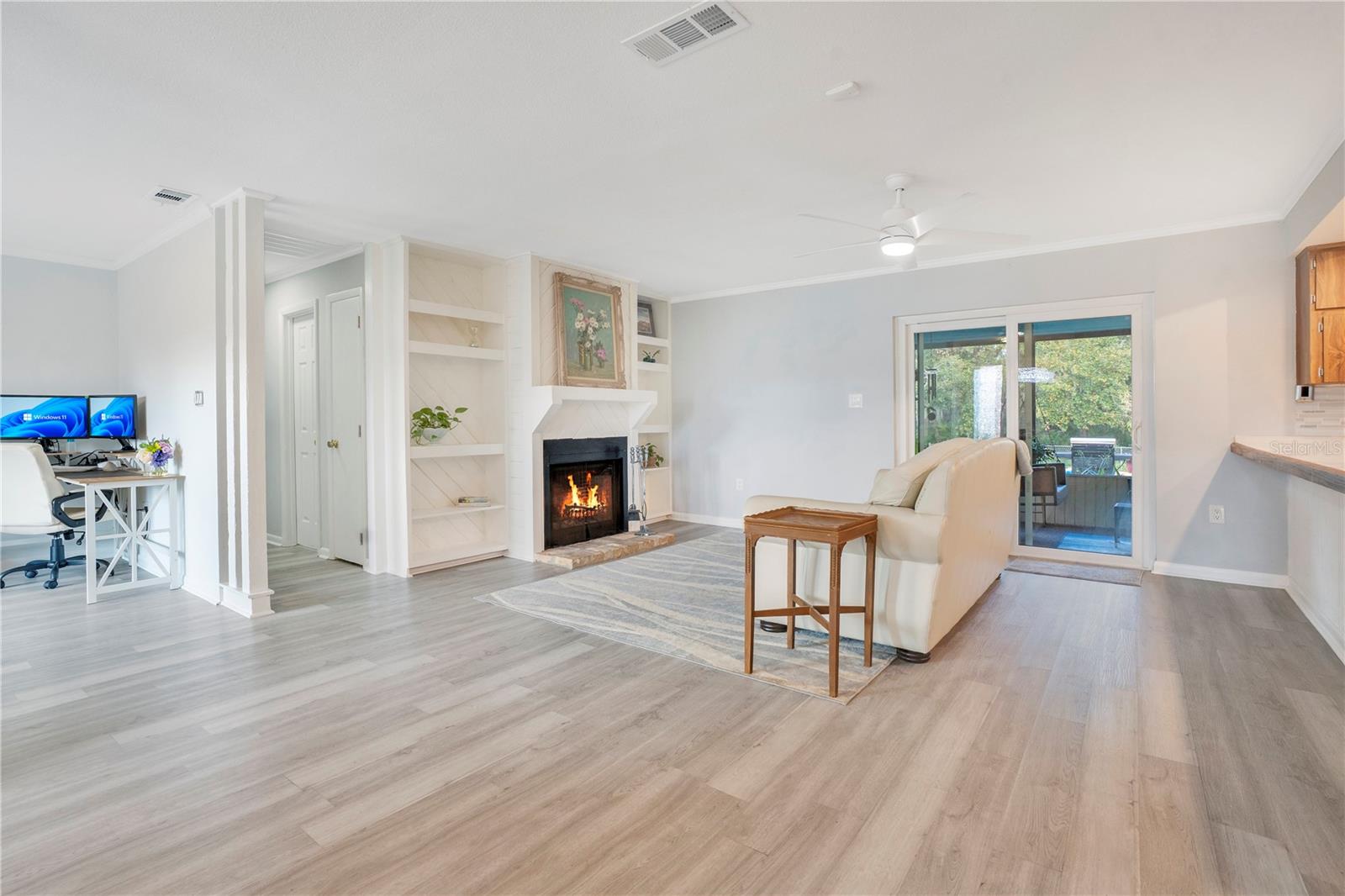 Image 8 of 44 For 3203 Bonnybrook Drive N