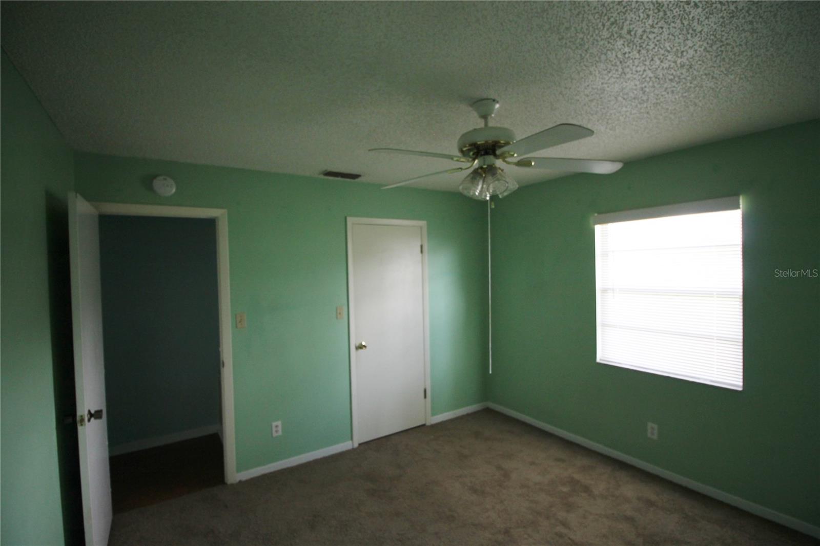 Image 10 of 11 For 727 Virginia Avenue