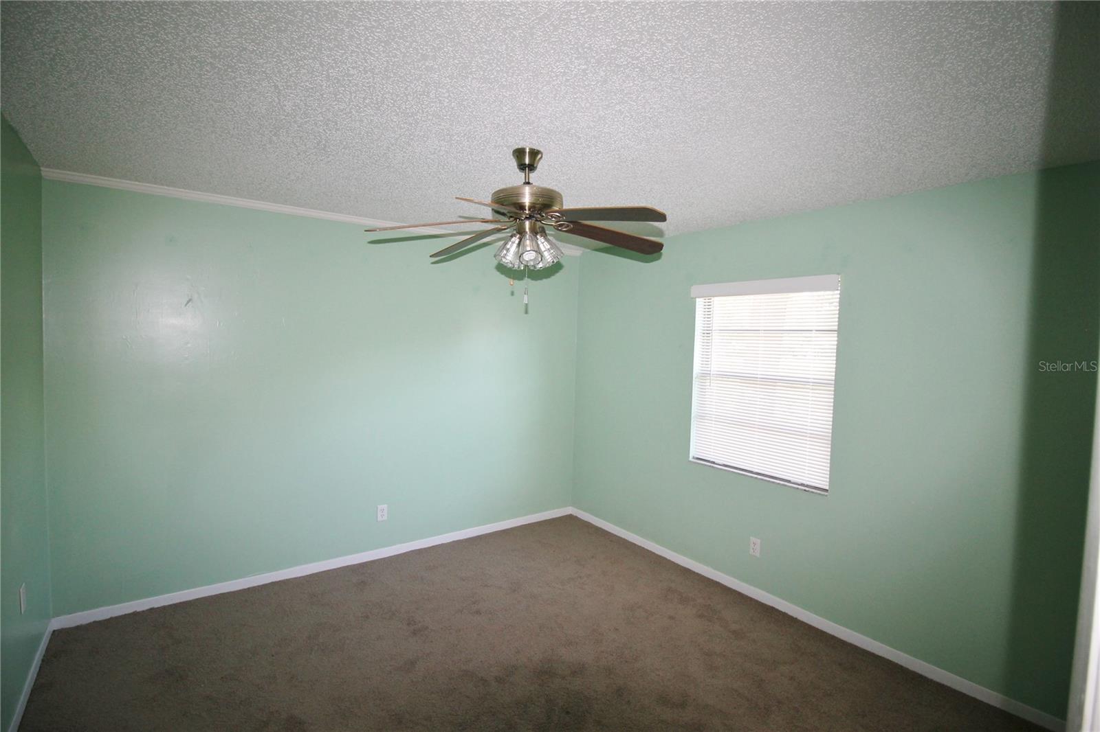 Image 11 of 11 For 727 Virginia Avenue