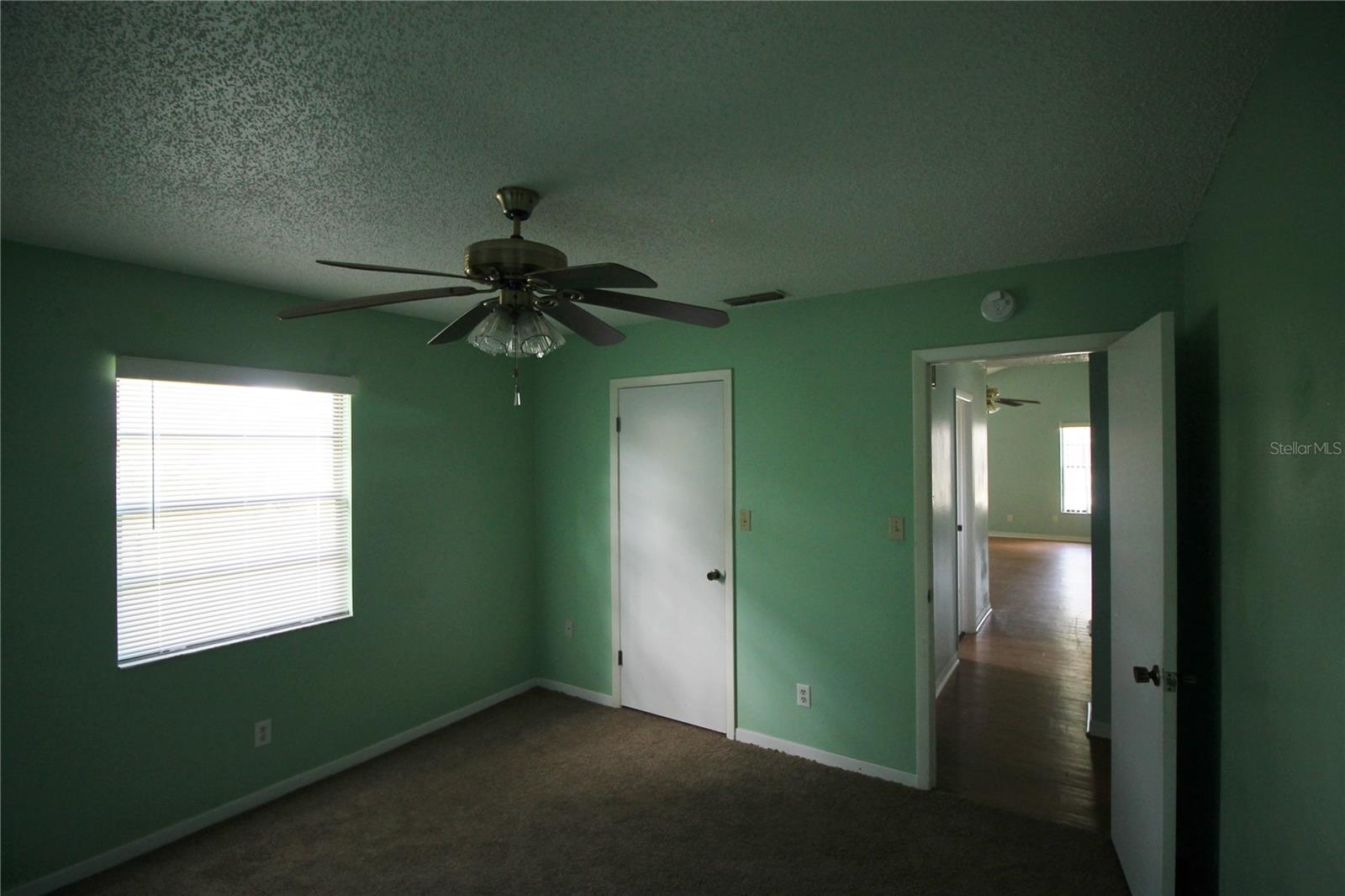 Image 8 of 11 For 727 Virginia Avenue