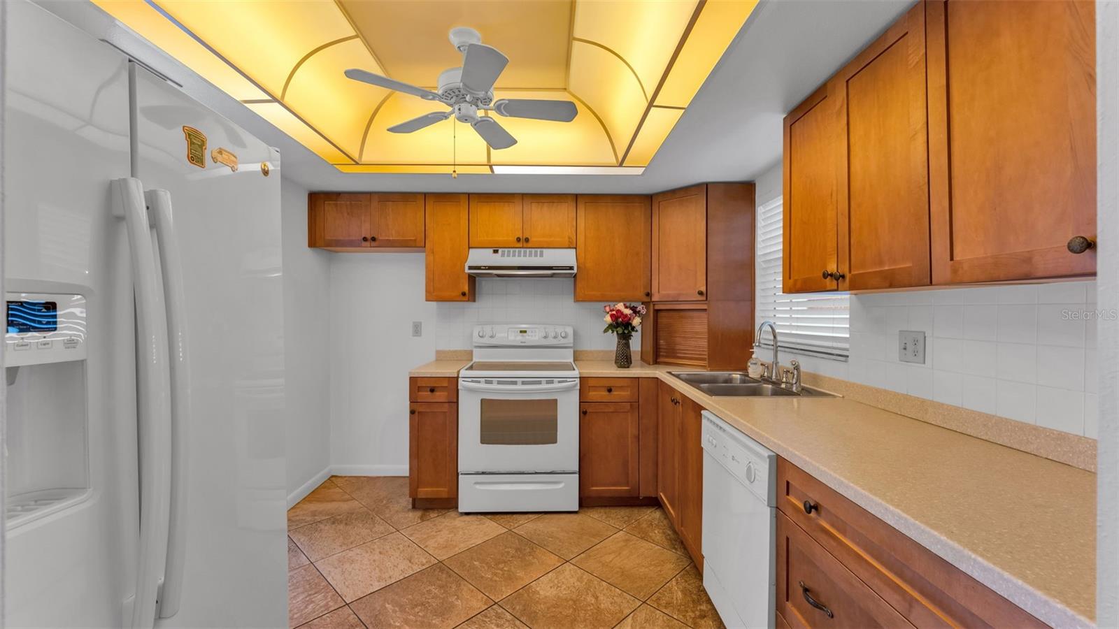 Image 20 of 41 For 404 Cameo Drive