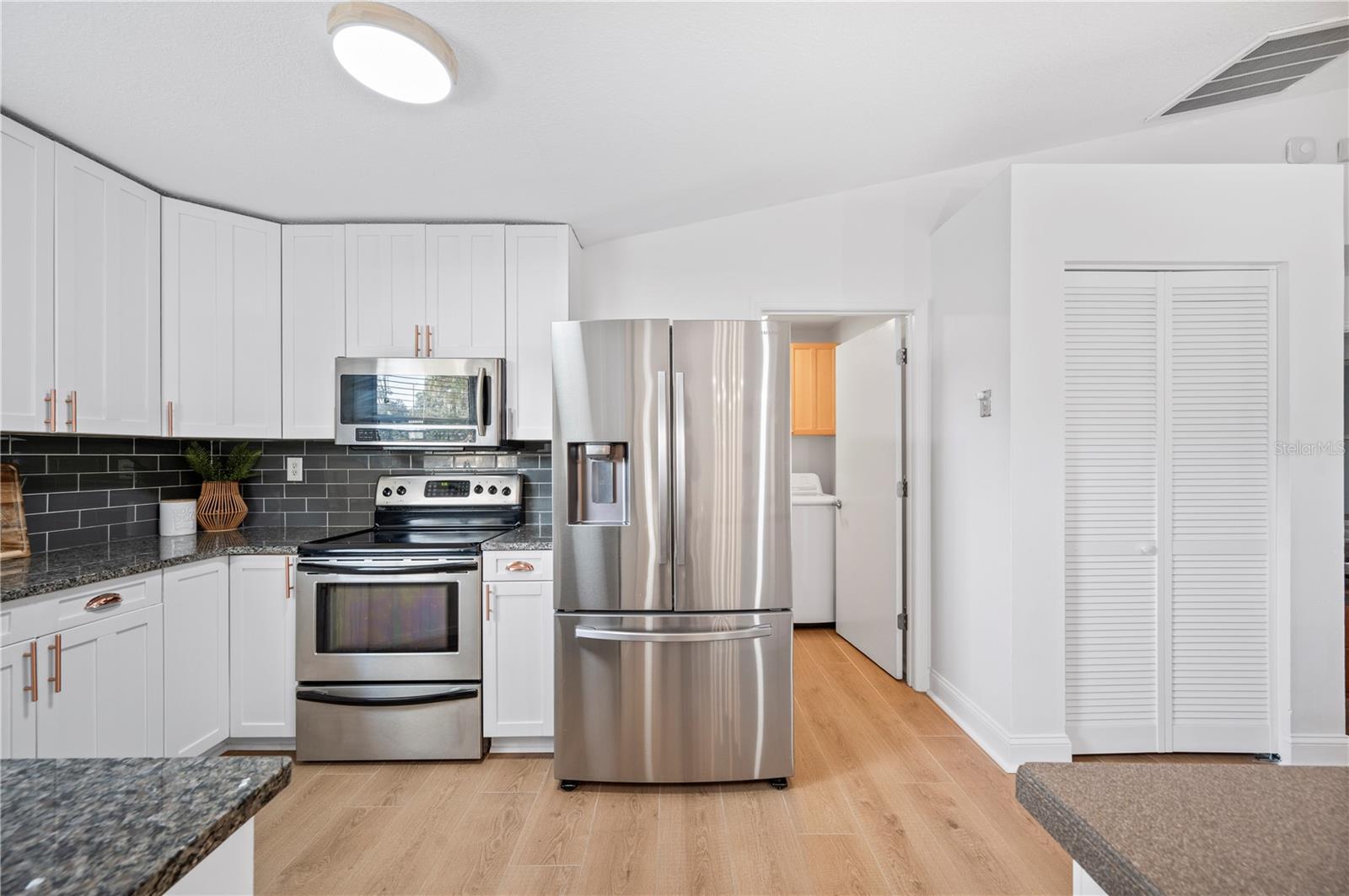 Image 15 of 42 For 8741 Mount Royal Lane