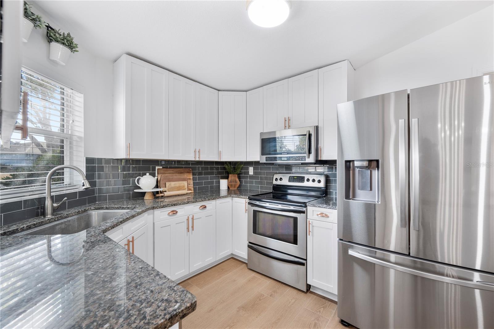 Image 17 of 42 For 8741 Mount Royal Lane