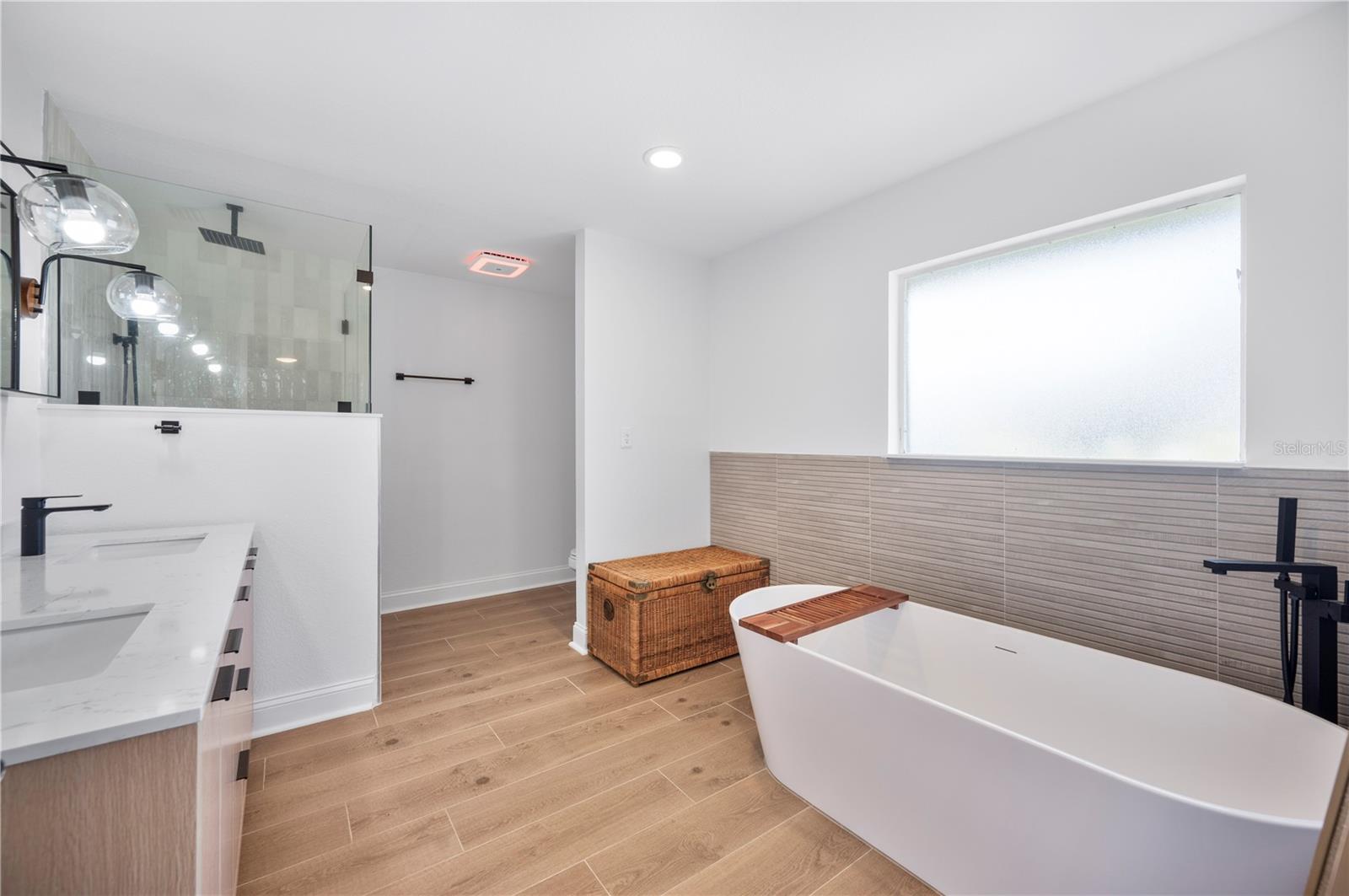 Image 22 of 42 For 8741 Mount Royal Lane