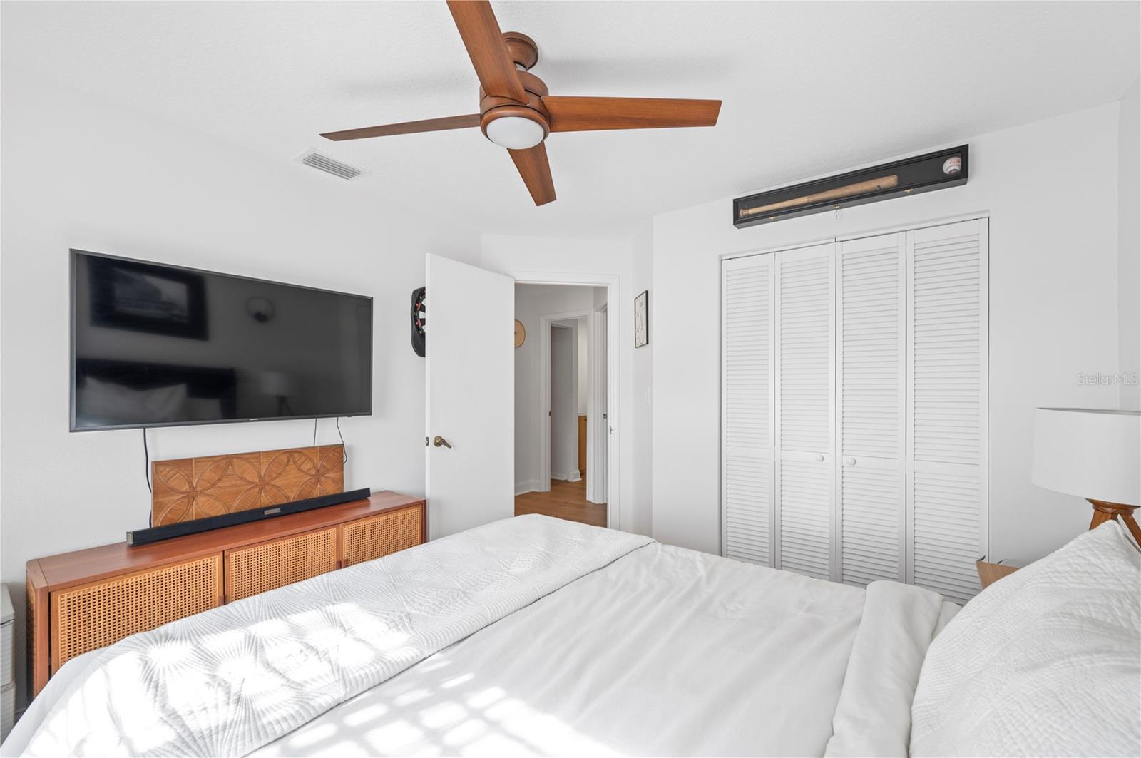 Image 26 of 42 For 8741 Mount Royal Lane