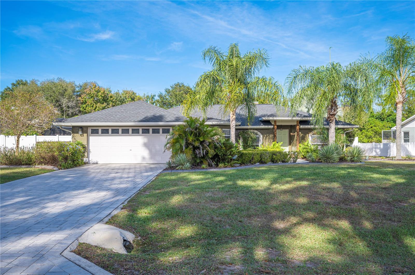 Image 4 of 42 For 8741 Mount Royal Lane