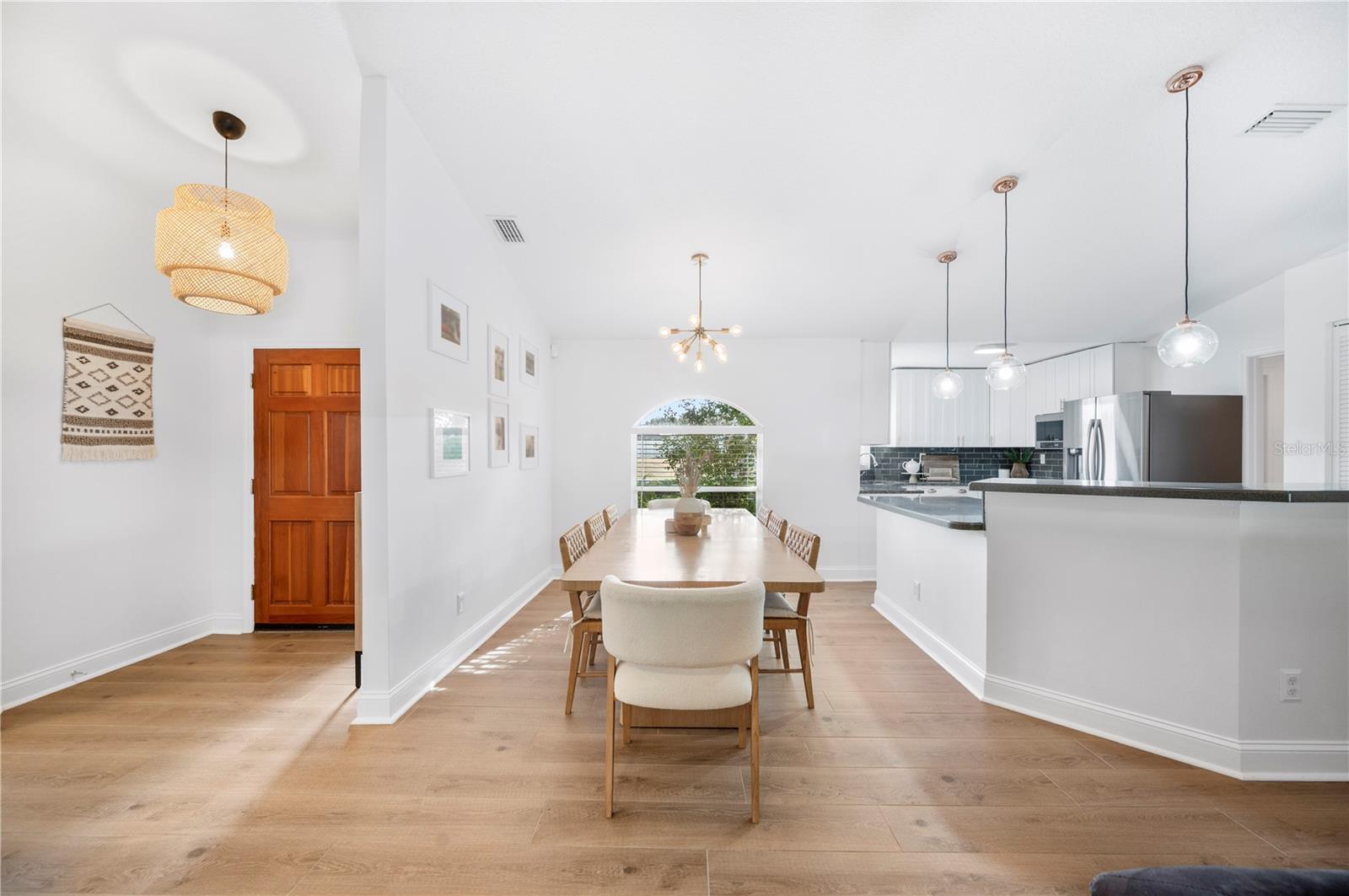 Image 7 of 42 For 8741 Mount Royal Lane