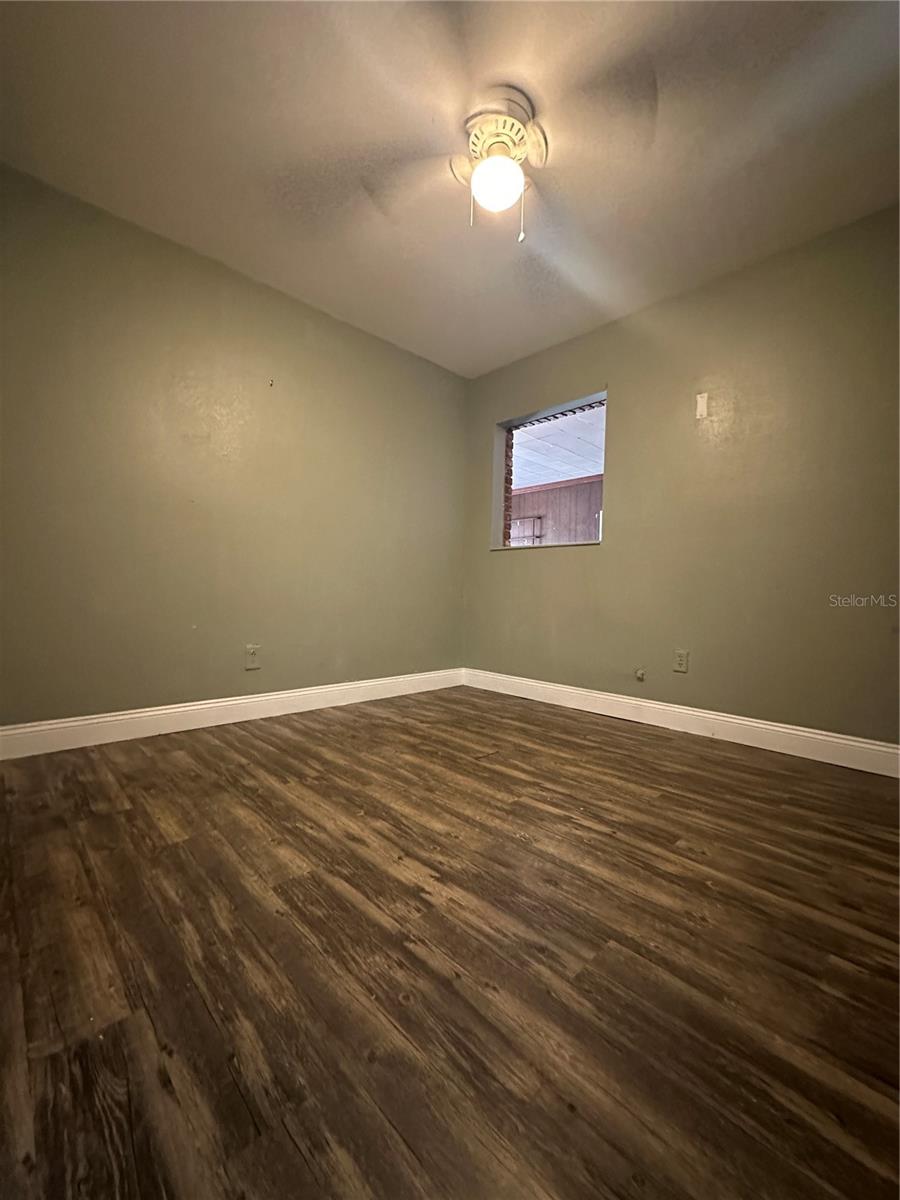 Image 12 of 27 For 5939 Hilltop Lane E