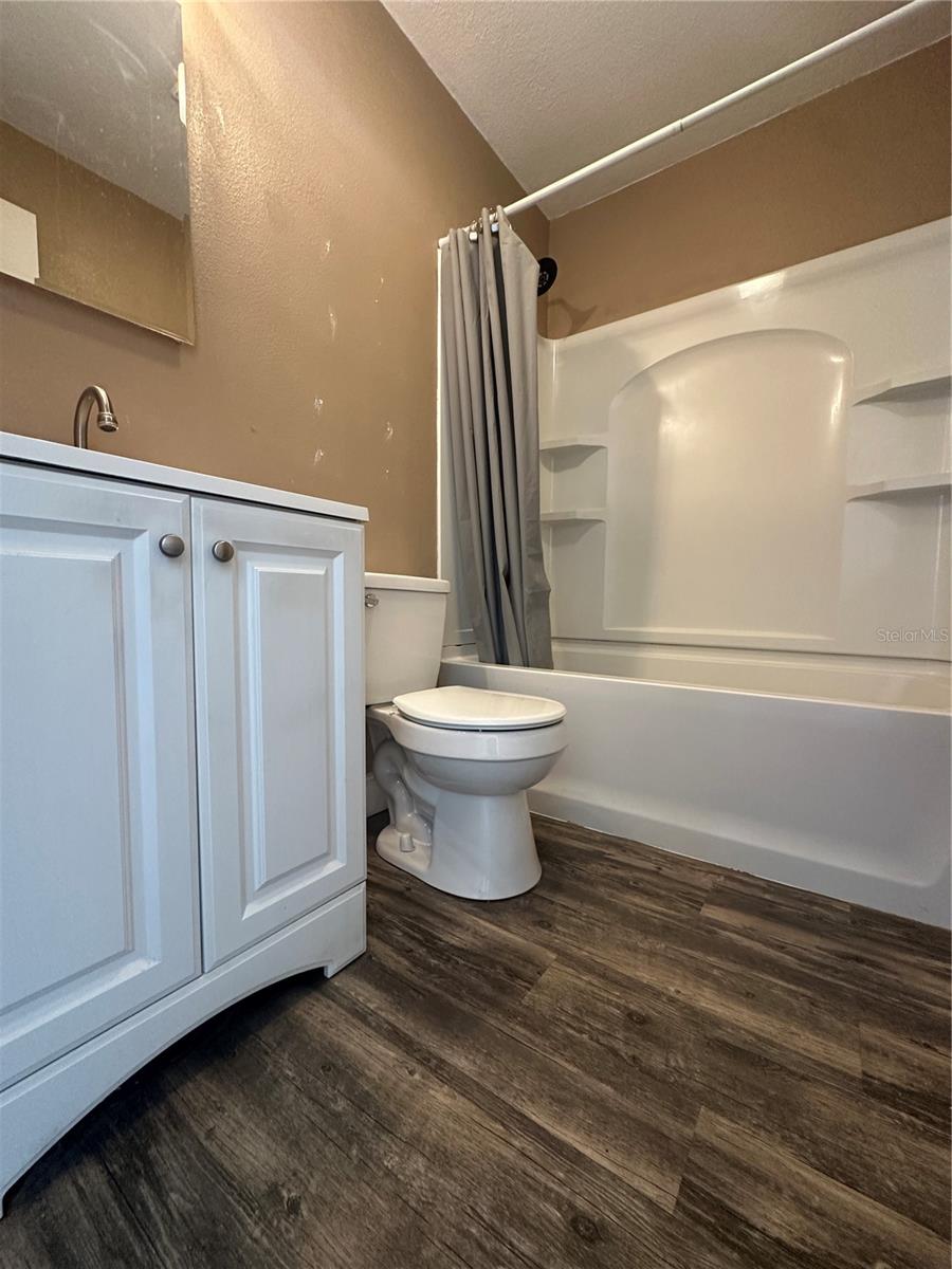 Image 16 of 27 For 5939 Hilltop Lane E