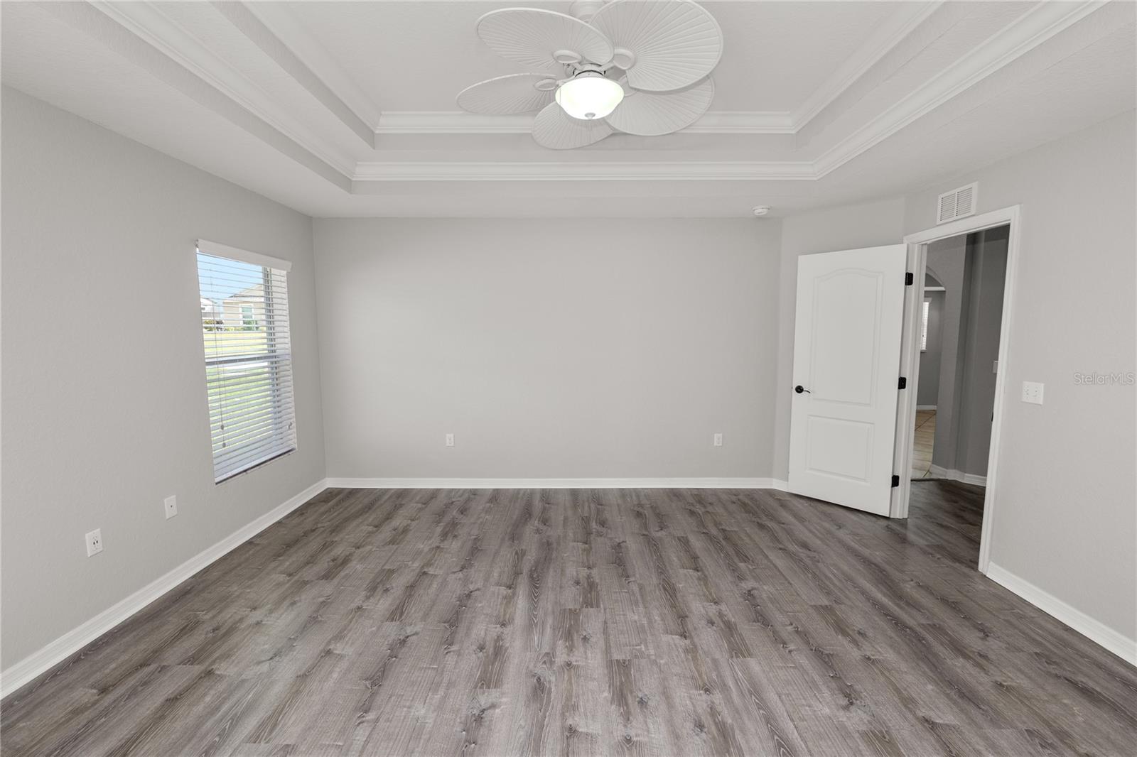 Image 19 of 53 For 3519 Kenwood Crossing