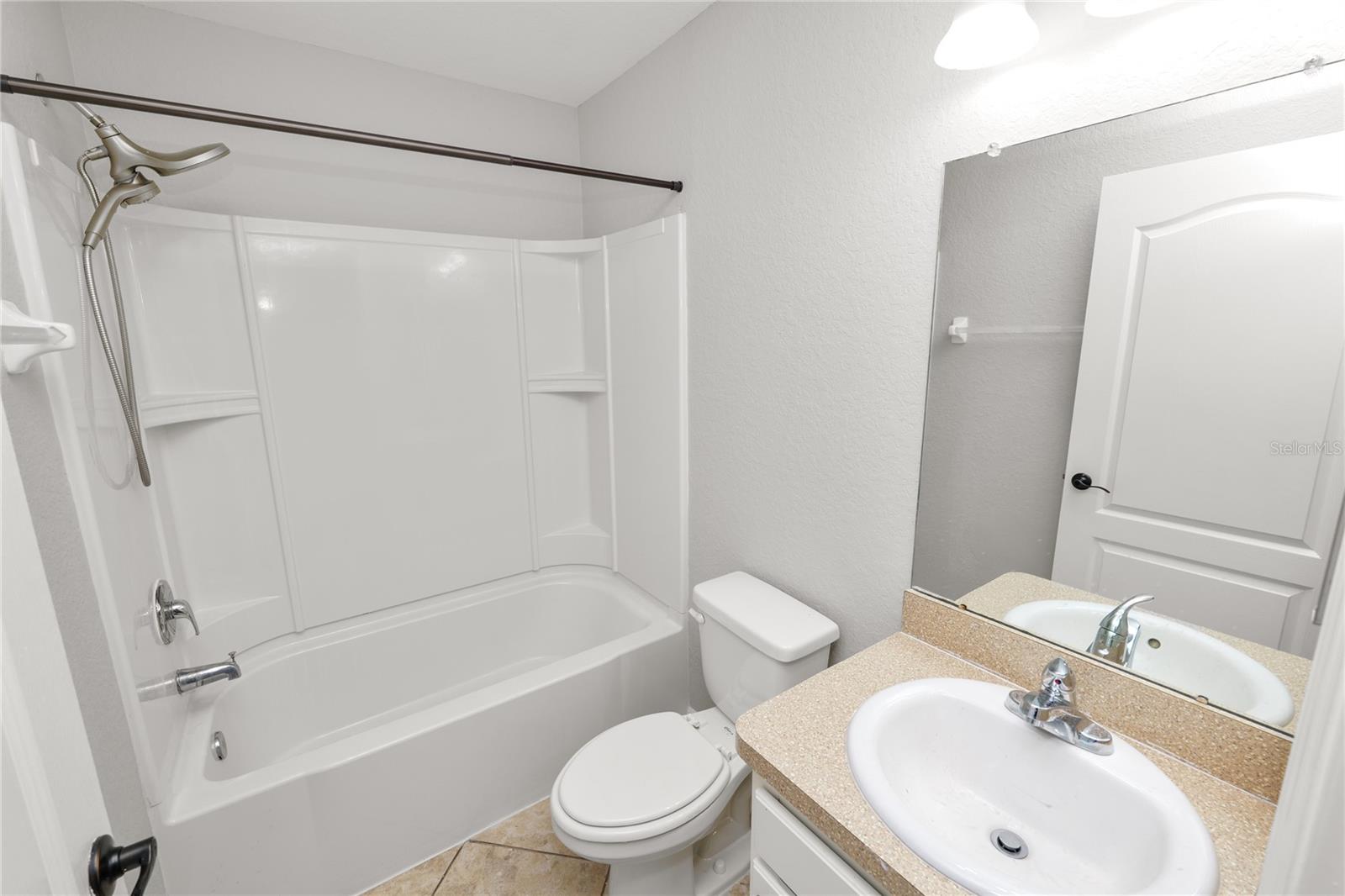 Image 26 of 53 For 3519 Kenwood Crossing