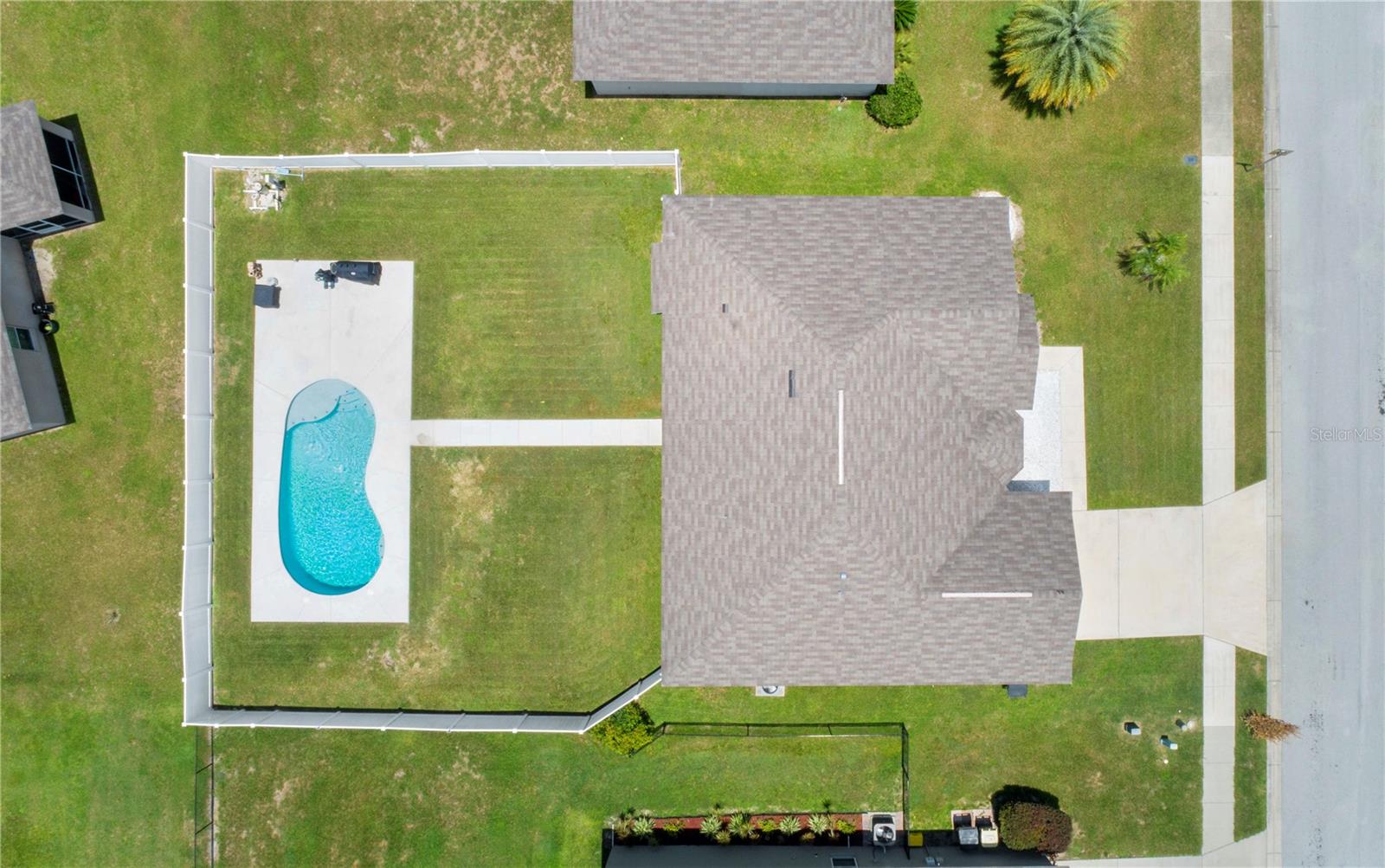 Image 40 of 53 For 3519 Kenwood Crossing