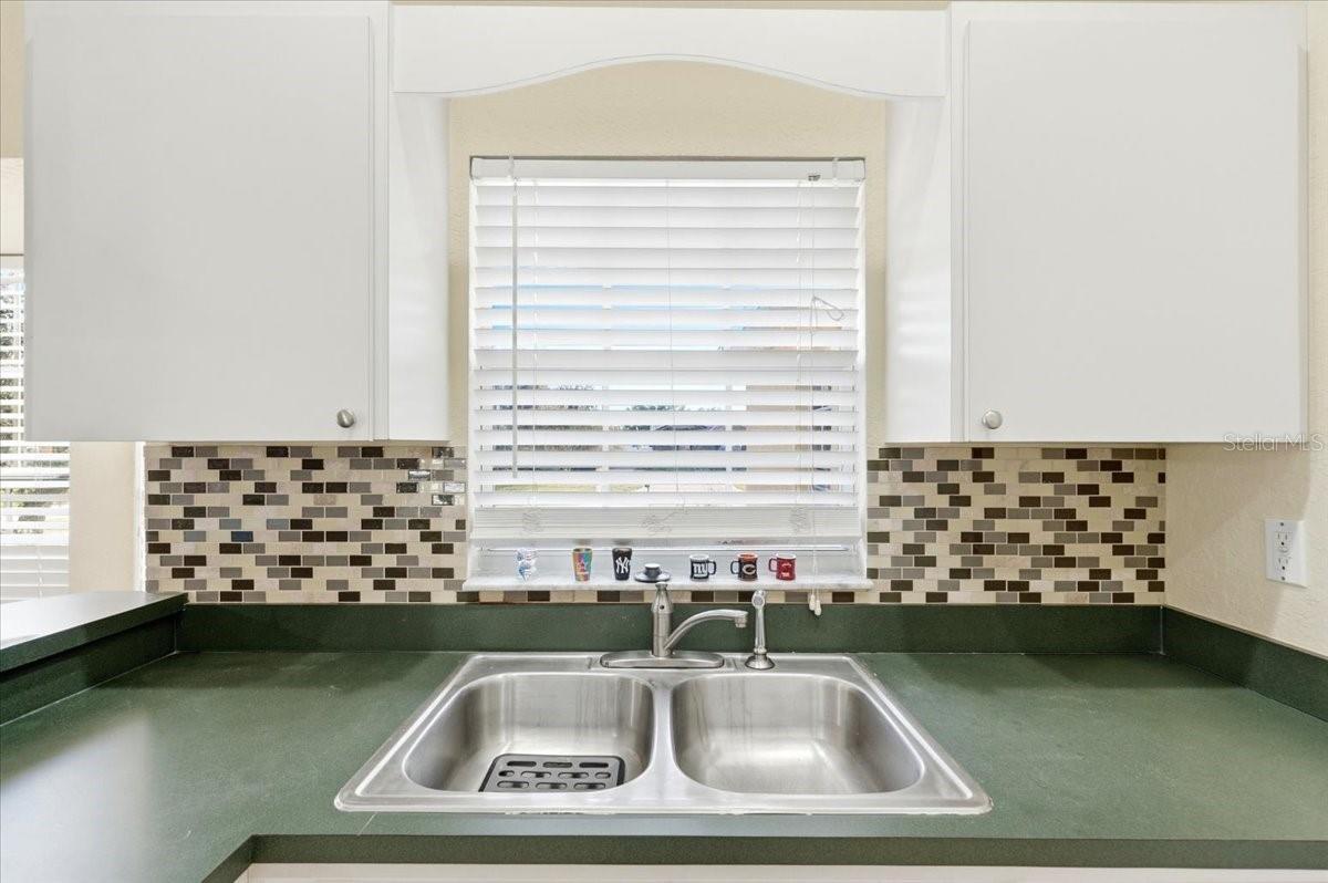 Image 10 of 35 For 1211 Lake Loop